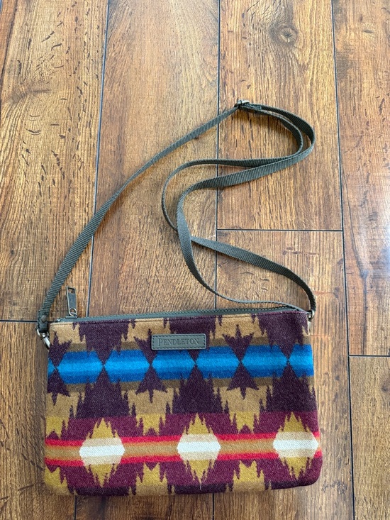 Pendleton Handbags - Pendleton Multicolor Aztec Wool Crossbody Bag with Olive Strap